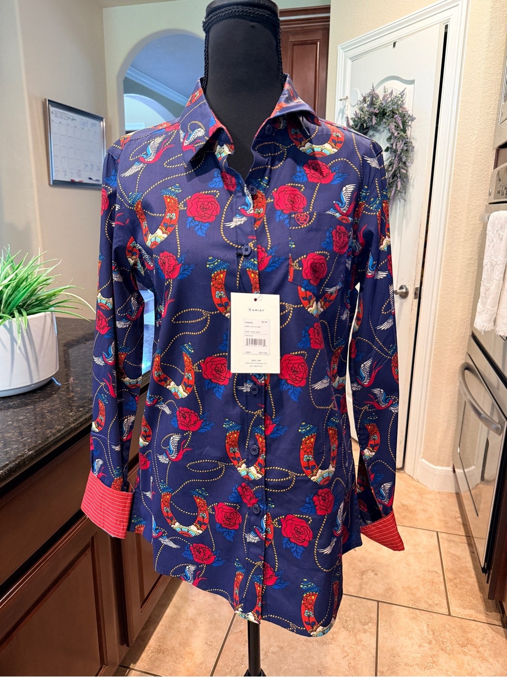 Ariat Fitted REAL Kirby Rope, Rose, Print Long Sleeve NWT Size M
